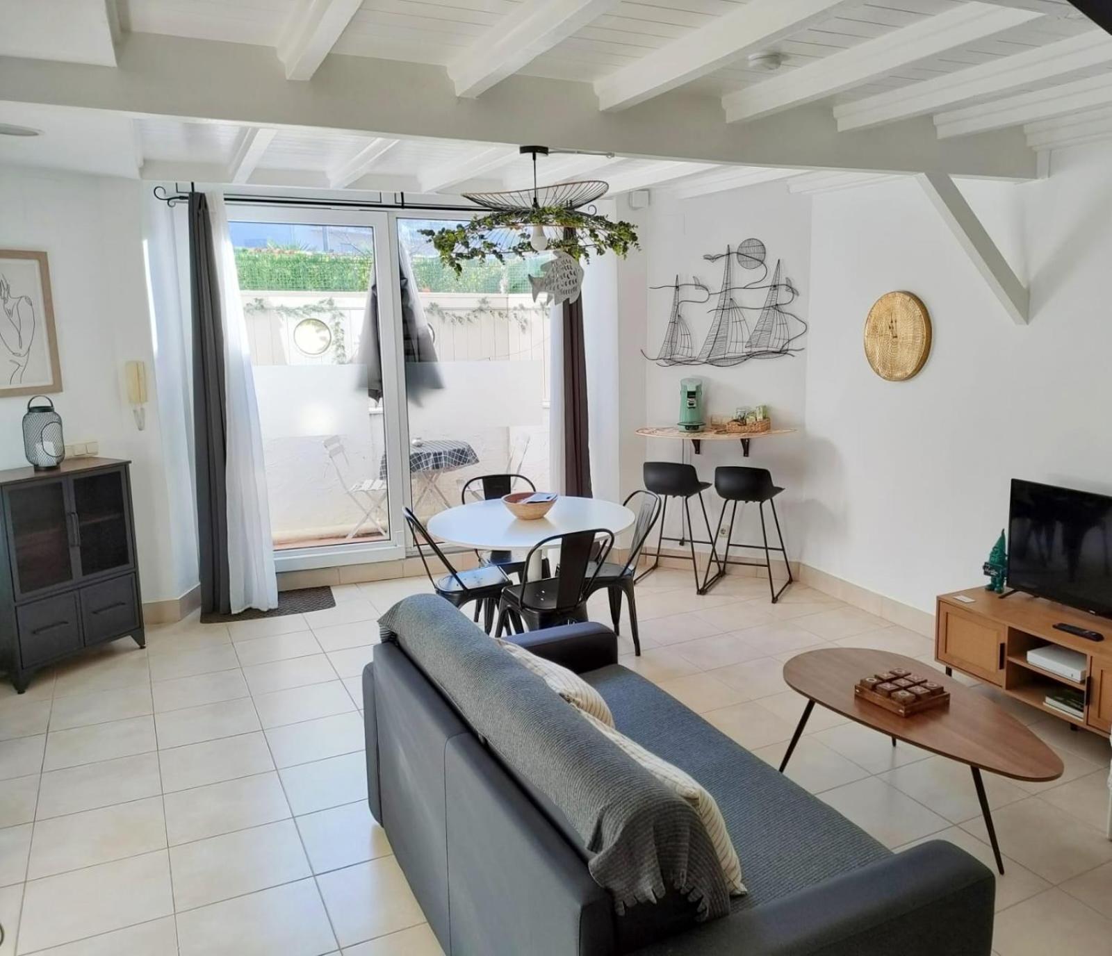 Bel Appartement Baie Plage - Wifi - Parking - Draps Et Serviettes Hendaye Exterior photo